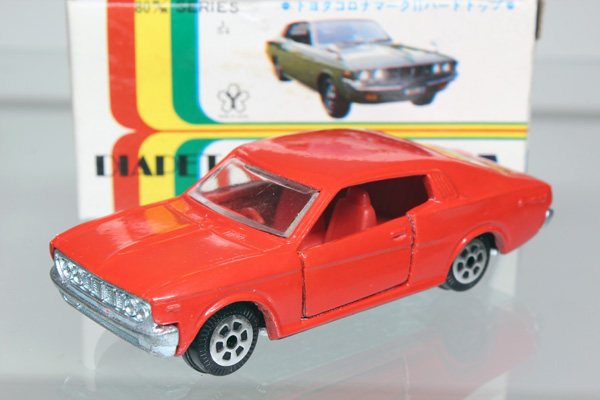 ミニカーショップ ケンボックス ダイヤペット☆12-0407☆トヨタコロナマークIIハードトップ(赤)箱少シワMinicar shop KENBOX  TOMICA