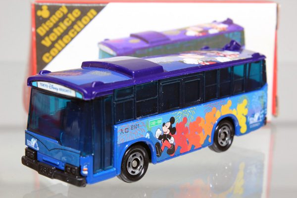 ディズニー　ミニカー　バス　8セット