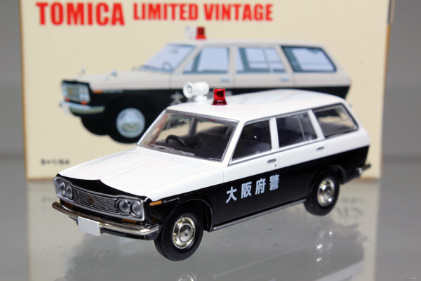 ミニカーショップ ケンボックス トミカリミテッドヴィンテージ ダットサンブルーバードパトロールカー 大阪府警 トミカショップ特注 撮影の為に開封しました Minicar Shop Kenbox Tomica