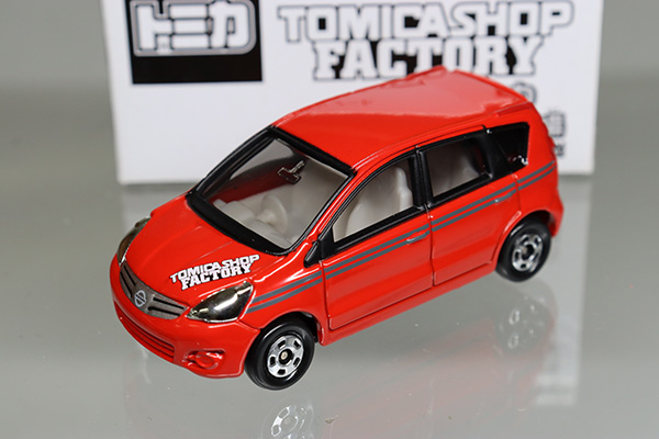 ミニカーショップ ケンボックス トミカ 組み立て工場 日産ノート 赤 Minicar Shop Kenbox Tomica