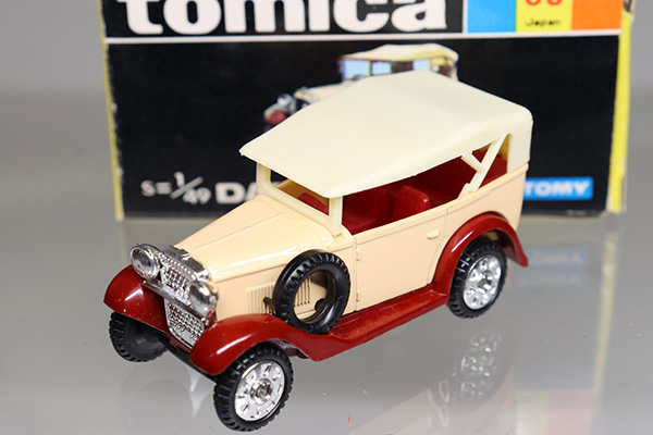 ミニカーショップ ケンボックス トミカ 黒箱☆60☆ダットサン1号※大きい箱verMinicar shop KENBOX TOMICA