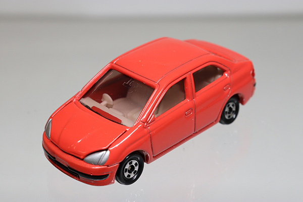 ミニカーショップ ケンボックス 箱なしトミカ トヨタプリウス オレンジ 白箱付minicar Shop Kenbox Tomica