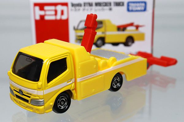 ミニカーショップ ケンボックス トミカ 赤箱☆5☆トヨタダイナ