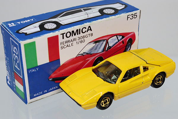 未開封　TOMICA　トミカ　フェラーリ　308GTB