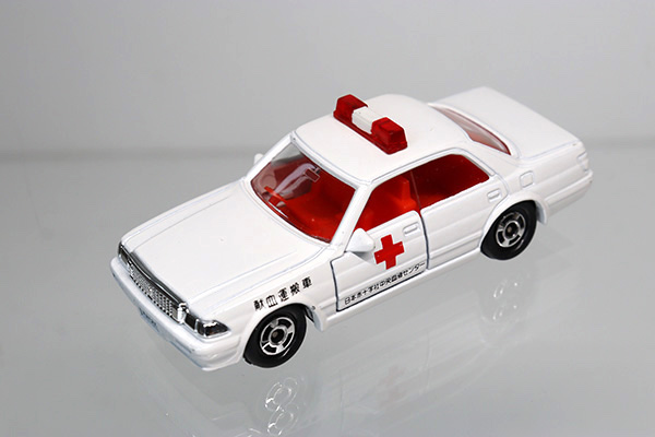 トミカ（日本製） トヨタ クラウン【新品未使用】 トミカ No.72 トヨタ クラウン 箱｜トミカシリーズ No.1～No.120｜限定