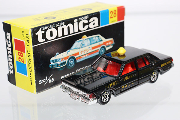 トミカ黒箱28 ニッサンセドリックタクシー(スーパーギフト