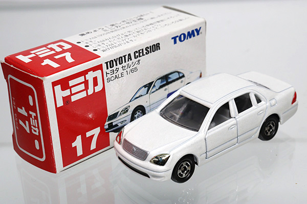 ミニカーショップ ケンボックス トミカ 赤箱 17 トヨタセルシオ St1 新車シール付 Tomy青ロゴminicar Shop Kenbox Tomica