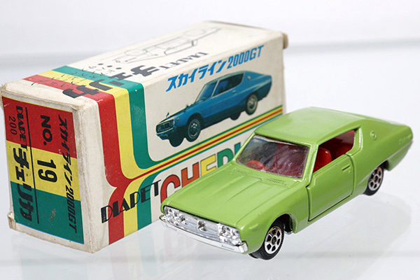 ミニカーショップ ケンボックス ダイヤペット☆19☆日産スカイライン2000GT(黄緑）※ダイヤペットチェリカMinicar shop KENBOX  TOMICA