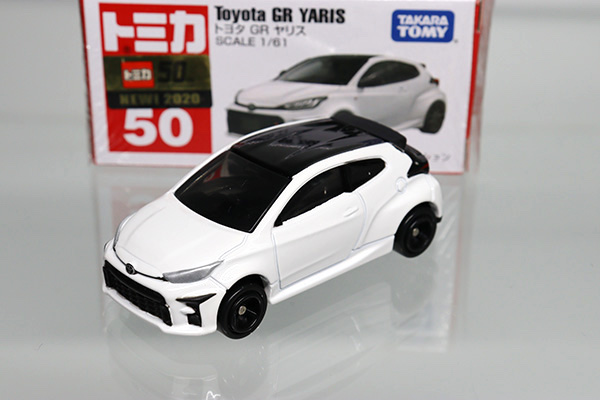 ミニカーショップ ケンボックス トミカ 赤箱 50 トヨタgr ヤリス St 新車シール Takaratomyロゴ 新品未開封minicar Shop Kenbox Tomica