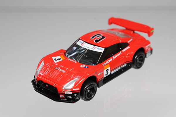 トミカ 日産GT-Rレーシングカー
