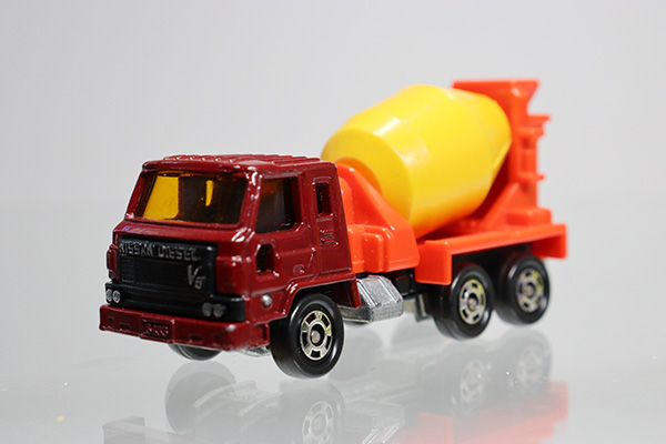 トミカ　黒箱　53 ニッサンディーゼル　ミキサー車 ミニカーショップ ケンボックス トミカ 黒箱☆53☆日産