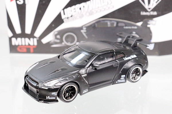 ミニカーショップ ケンボックス MINI GT☆31☆日産LB・Works Nissan GT