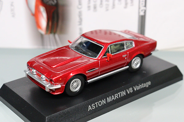 京商★ ★アストンマーチンV8 Vantage(赤)※1/64スケール・アストンマーティン・ミニカーコレクション・撮影の為に開封・現状渡し