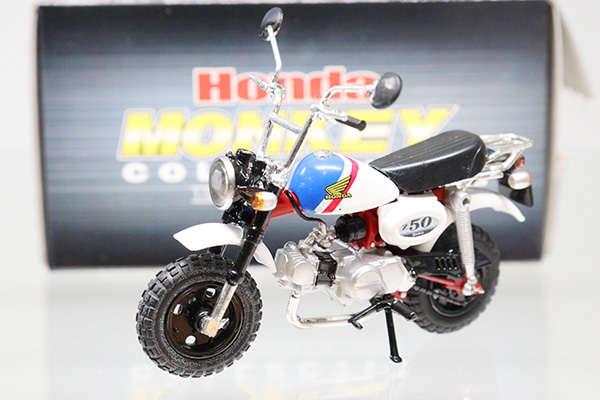 ミニカーショップ ケンボックス アオシマ ホンダトリコロールカラースペシャルモデル 1 スケール ホンダモンキーコレクション 撮影の為に開封 現状渡しminicar Shop Kenbox Tomica