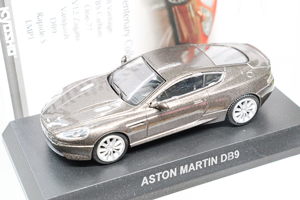 高価値セリー Aston Martin Rapide In Black DiecastモデルCar 1?: 18