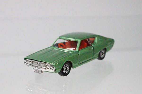 ミニカーショップ ケンボックス トミカ 黒箱☆82☆日産スカイライン