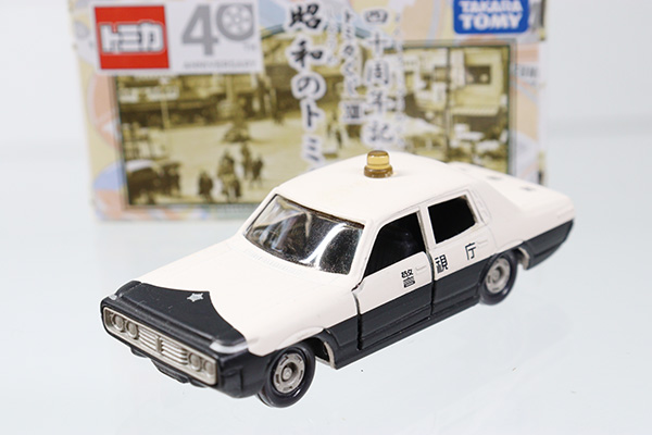 ミニカーショップ ケンボックス トミカくじ トヨタクラウンパトロールカー 警視庁 くじxiii 40周年記念 昭和のトミカminicar Shop Kenbox Tomica