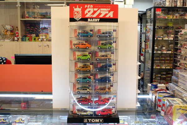 ミニカーショップ ケンボックス ダンディ トミカダンディディスプレイケース プレート付き 現状渡し 綺麗だと思います ミニカー別売minicar Shop Kenbox Tomica