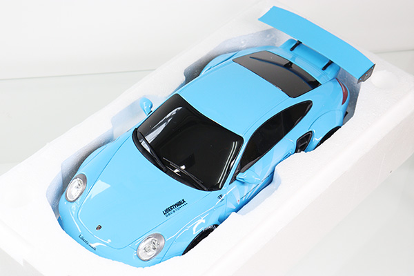 ミニカーショップ ケンボックス 京商☆GTS011KJ☆ポルシェLB