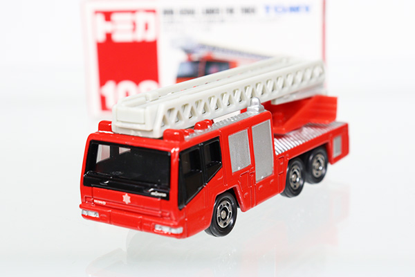 ミニカーショップ ケンボックス トミカ 赤箱 108 日野はしご付消防車 モリタ スーパージャイロラダー 新車シール 買取品 現状渡し Tomy青ロゴminicar Shop Kenbox Tomica