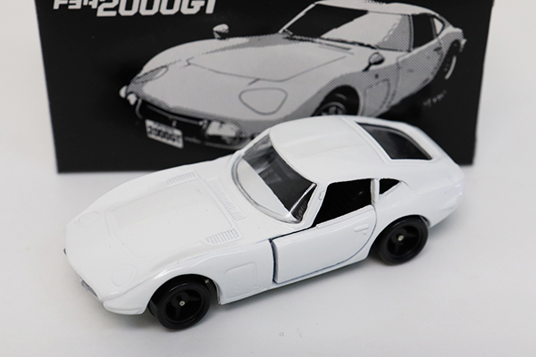 ミニカーショップ ケンボックス トミカ特注（日本製）トヨタ2000GT(白