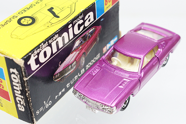 トミカ86黒箱　トヨタセリカLB2000GTメタリック紫(旧ホイール)