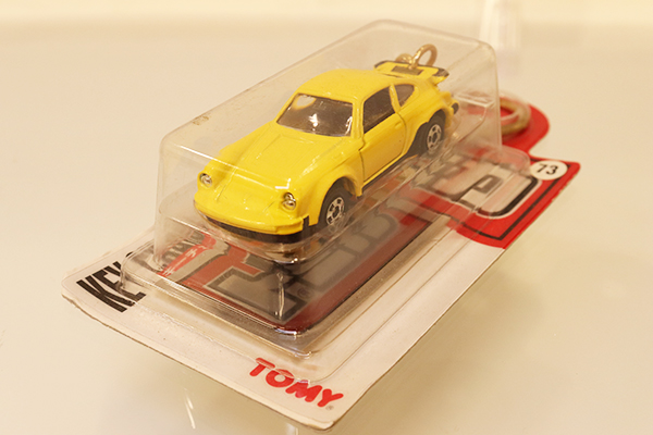 キーチェーン トミカ ポルシェ930 ターボタイプ 未開封