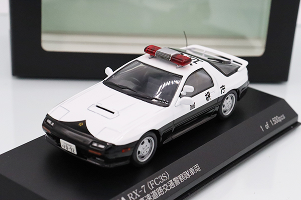 レイズ★H7438901★マツダRX-7(FC3S) パトロールカー1989 警視庁高速道路交通警察隊車両(速30)  ※1/43スケール・1500台限定・ケースヒビ・買取品・現状渡し