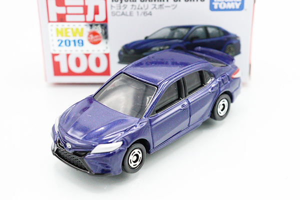 絶版 トミカ トヨタカムリスポーツ 100 未開封 - ミニカー