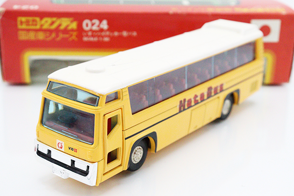 トミカ ダンディ 024 いすゞハイデッカー型バス はとバス