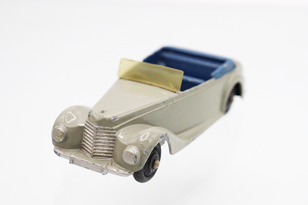 ミニカーショップ ケンボックス DINKY TOYS☆38E☆ARMSTRONG