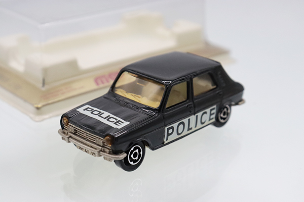 ★専用★（2016）（2017）　MAJORETTE　No.234　シムカ MAJORETTE No.234 SIMCA 1100 TI - メルカリ