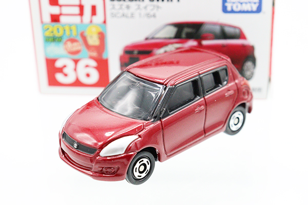 トミカ　赤箱★36★スズキスイフト ※2011年新車シール・TAKARATOMYロゴ・箱少スレ・買取品・現状渡し