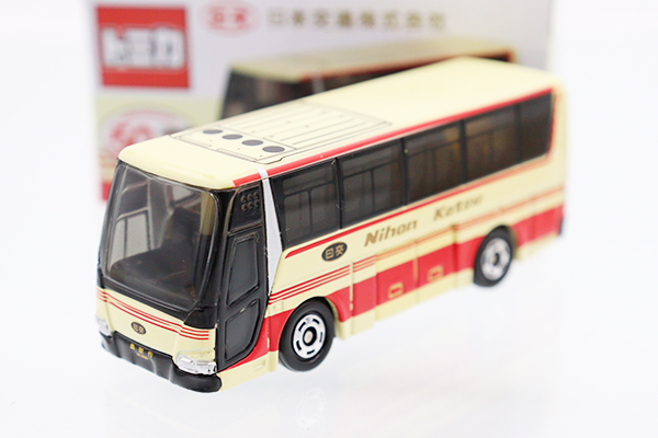 北海道日本ハムファイターズバス　トミカ　三菱ふそう　エアロクィーン　レア② 北海道日本ハムファイターズバス トミカ 三菱ふそう エアロ