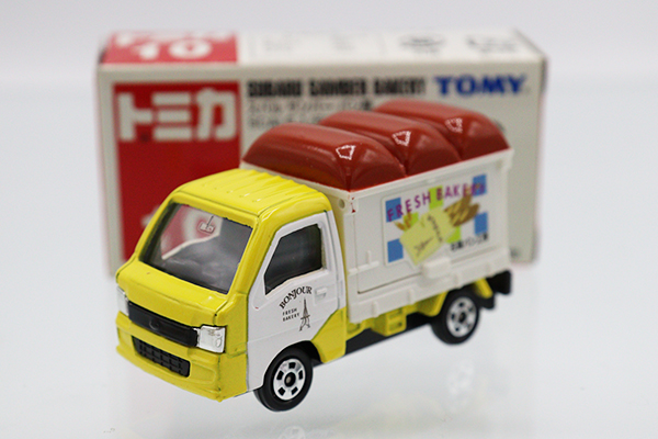 ミニカーショップ ケンボックス トミカ 赤箱☆10☆スバルサンバー パン