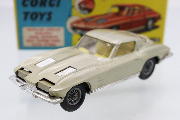 ミニカーショップ ケンボックス CORGI TOYS☆310☆シボレーコルベット