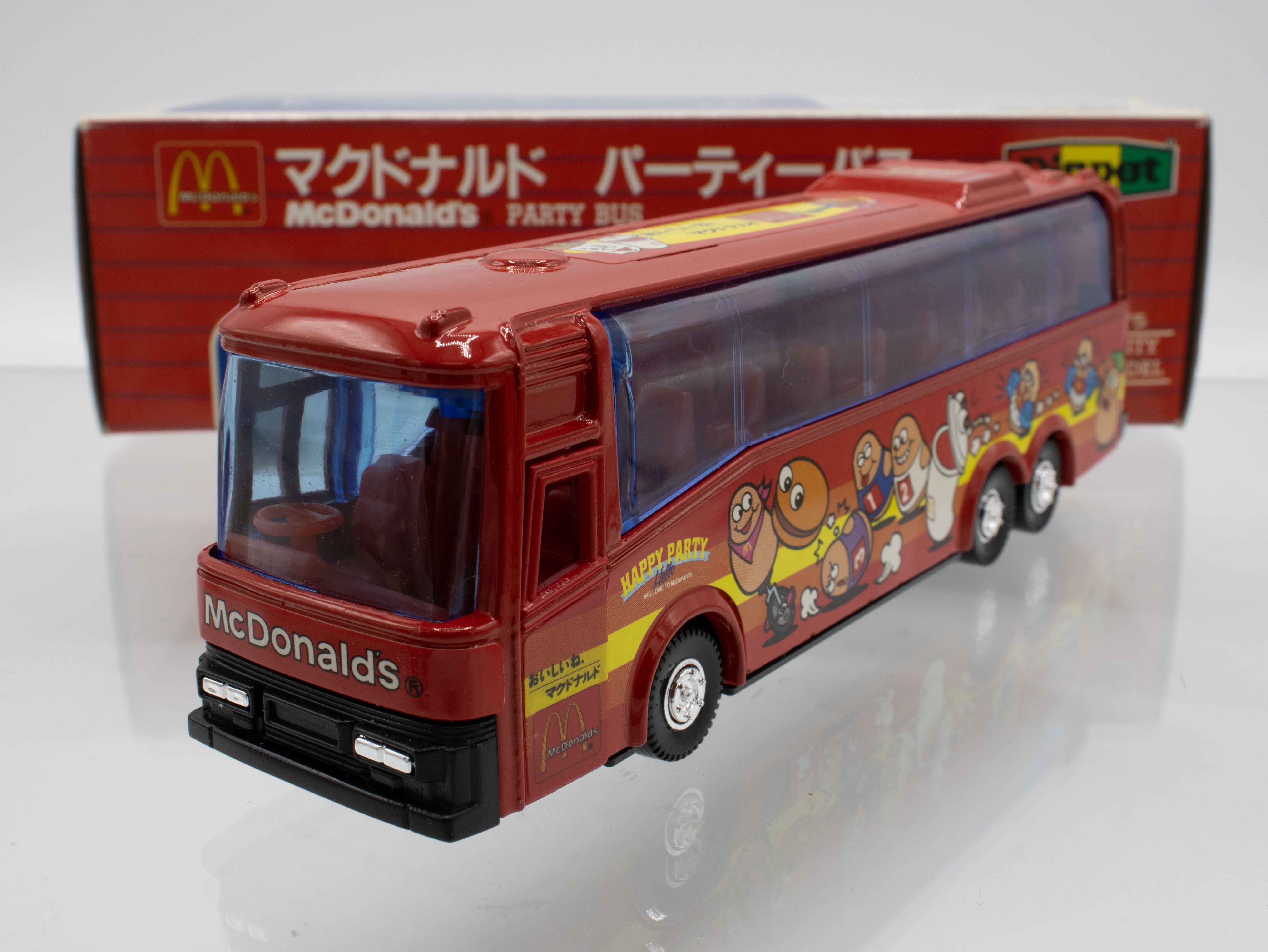 リアル・マドリード バス ミニカー フィギュア リアル・マドリード バス ミニカー フィギュア レアルマドリード