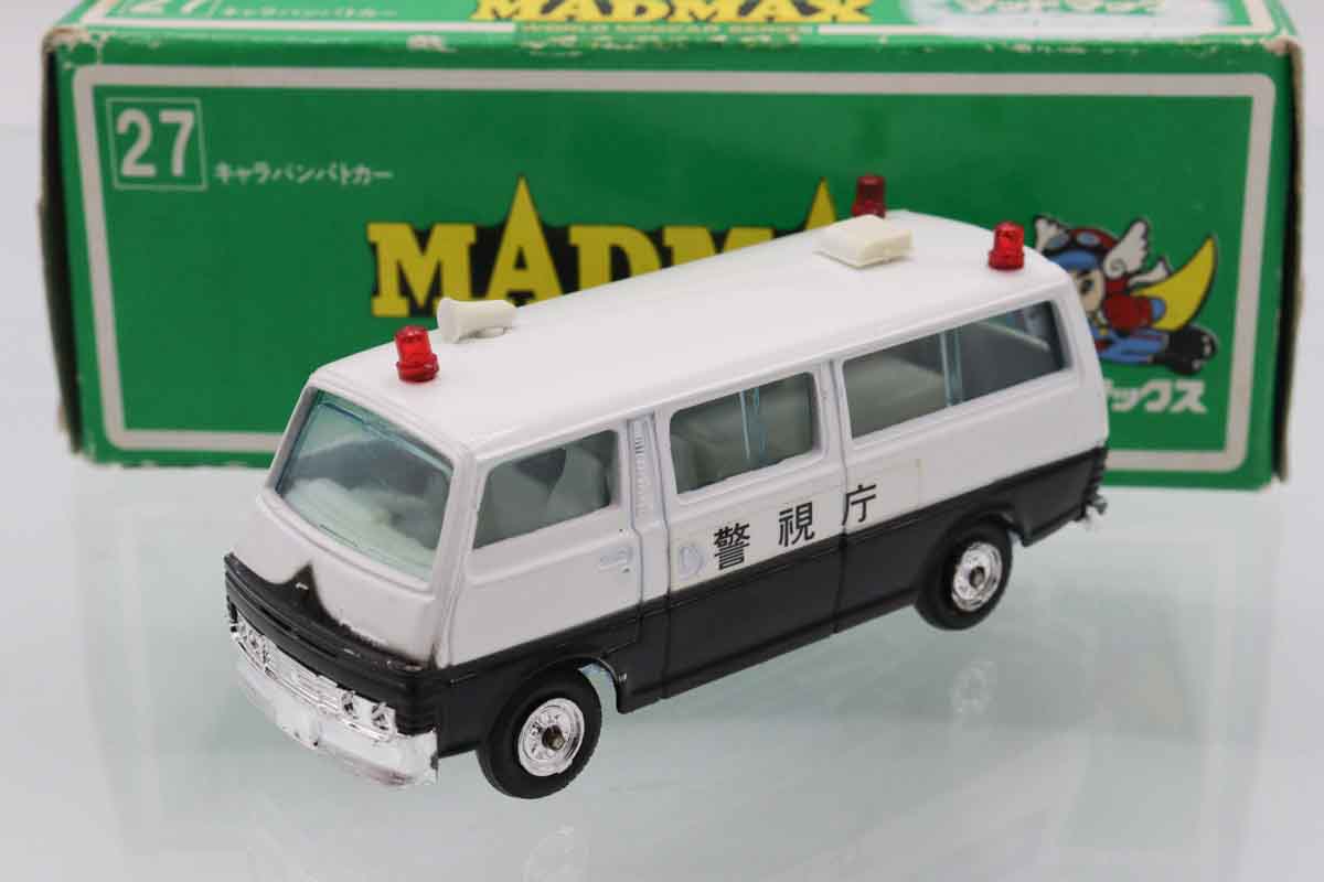 新品　日本製　1/16ビッグスケール　ミニカー　日産　キャラバン　パトカー ミニカーショップ ケンボックス マミート☆27☆日産キャラバン