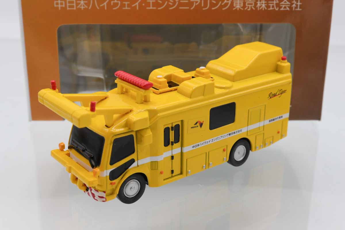 ミニカーショップ ケンボックス 路面性状測定車 ロードタイガー ※NEXCO