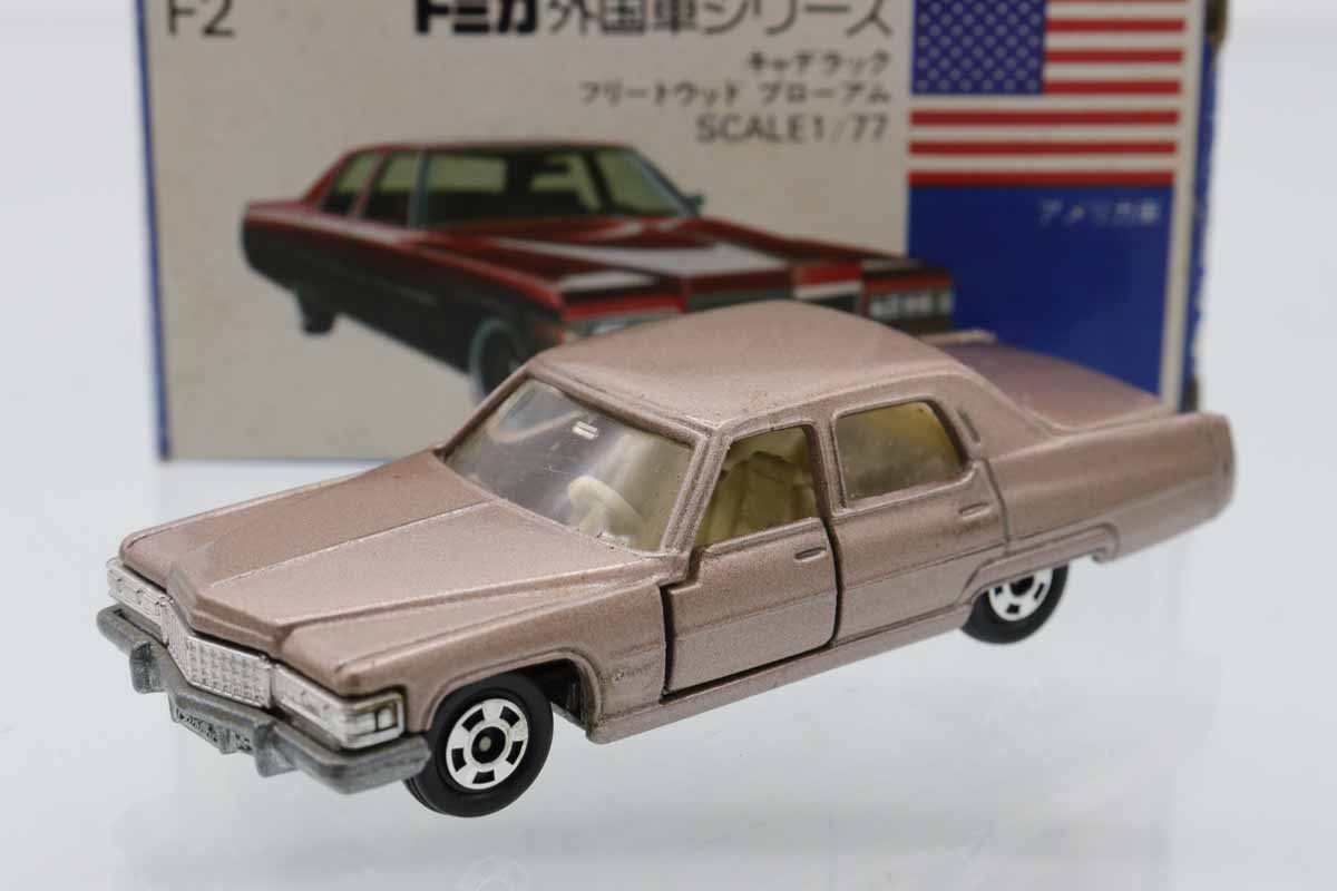 トミカ 青箱 日本製 キャデラック フリートウッド ブローアム 紫