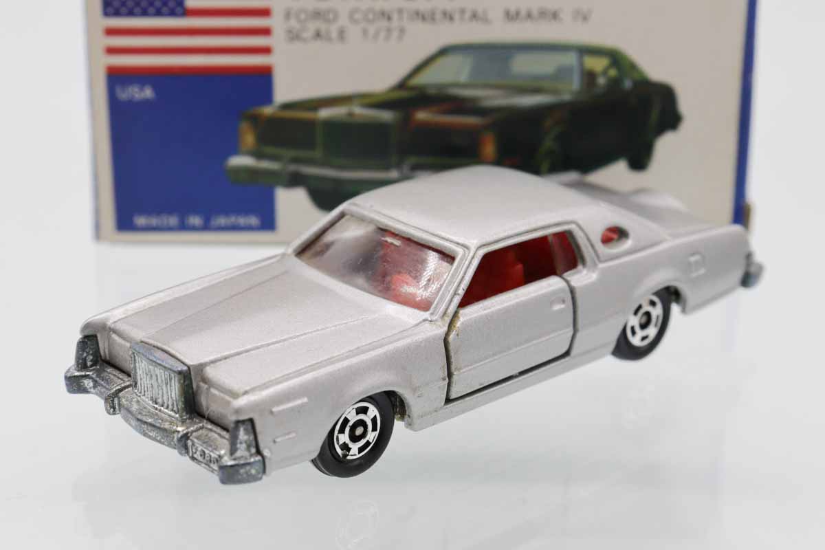 【限定価格セール！】 ミニカーショップ ケンボックス 青箱☆F4☆フォード トミカ ミニカー
