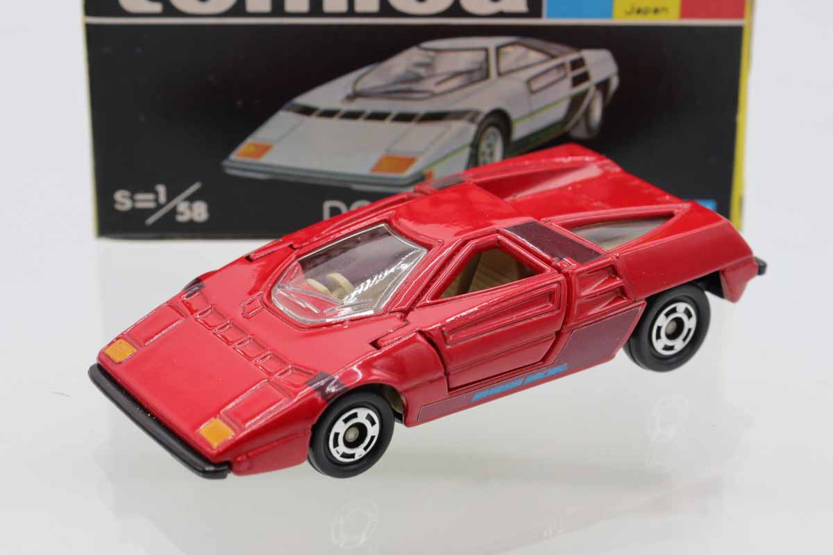 ミニカーショップ ケンボックス トミカ 黒箱☆46☆童夢-零 (赤
