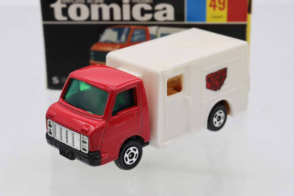 ミニカーショップ ケンボックス トミカ 黒箱☆49☆いすゞエルフ
