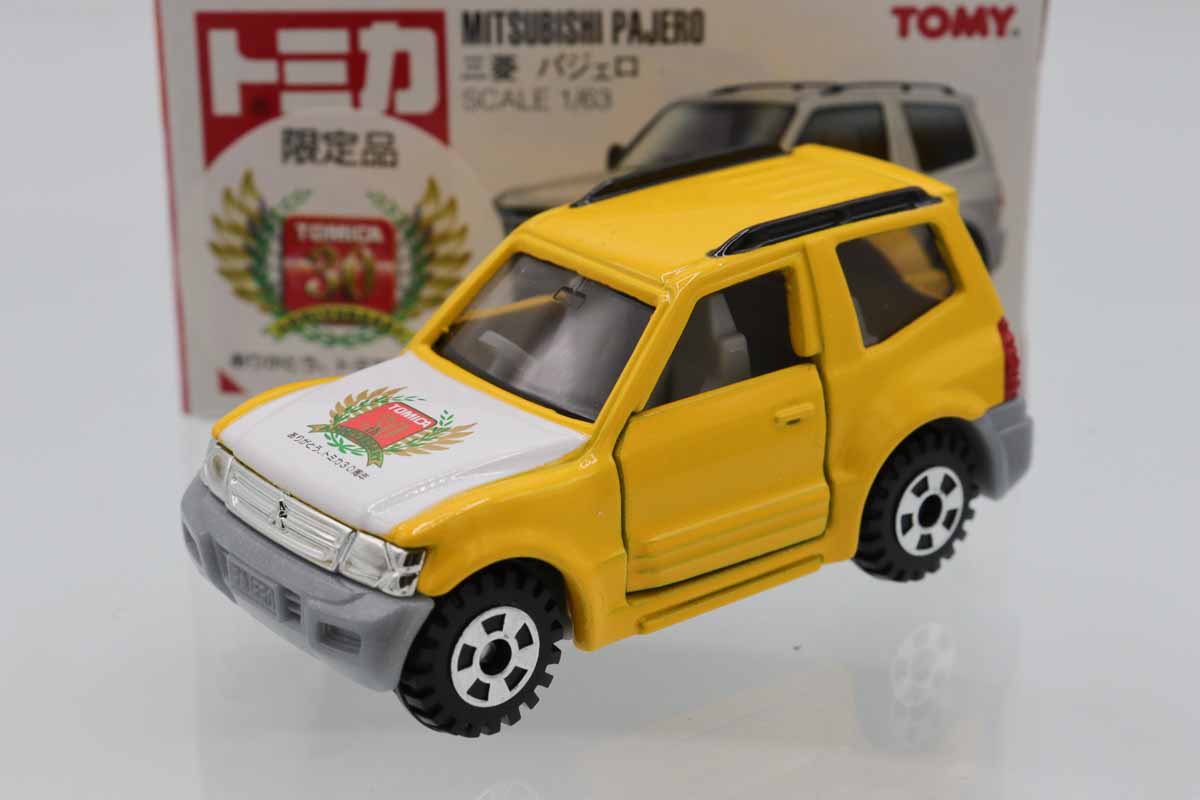 ミニカーショップ ケンボックス トミカ 赤箱☆30☆三菱パジェロ