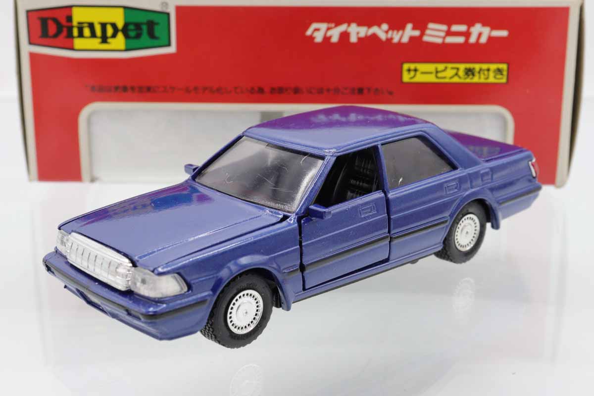 クインビー商品です。 モデルペット.クラウン２台＋トミカ クインビー商品です。 モデルペット.クラウン2台＋トミカ Yahoo