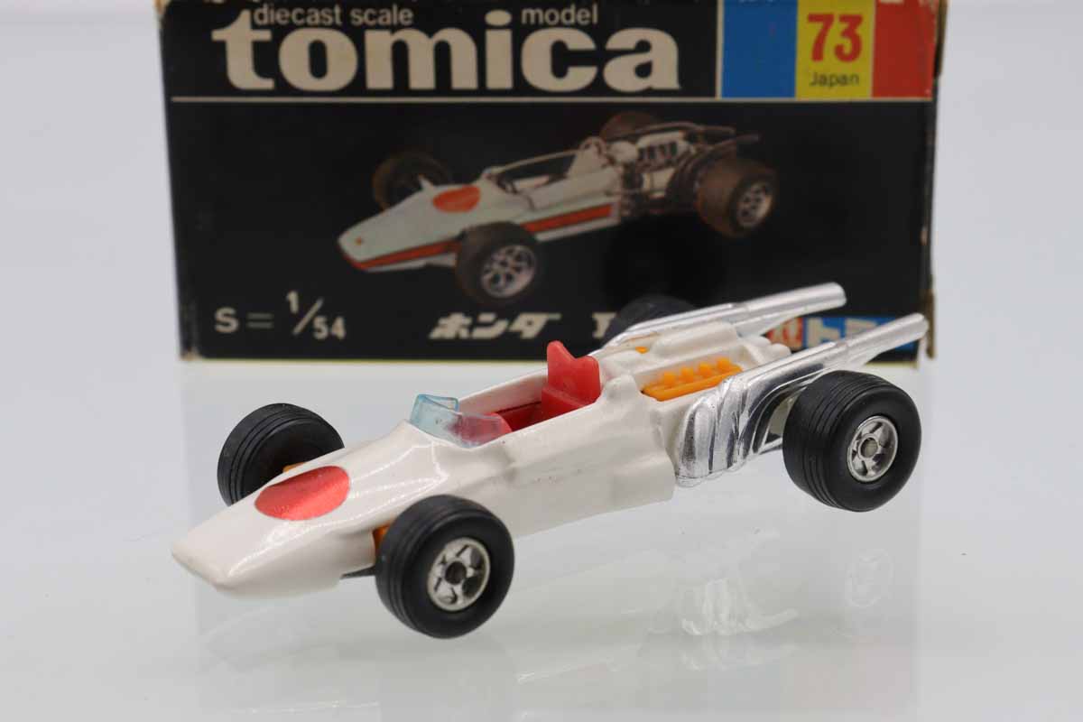 【傷汚れあり】1/18 ミニカー AMG S65 元箱あり 傷汚れあり】1/18 ミニカー AMG S65 元箱あり