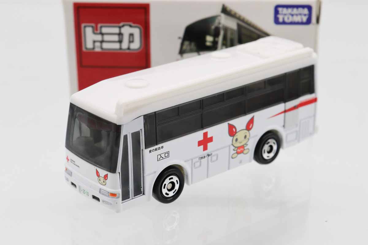 Takara Tomy - トミカ 献血バス １０台セット 4147oYAmxcL._UF350,350_QL50_.jpg