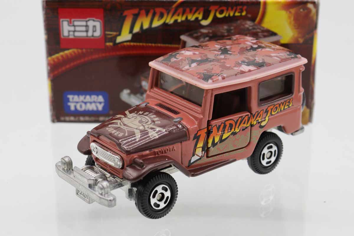  - トミカ TAKARATOMY■■ランドクルーザー インディ・ジョーンズ TOMMY - トミカ TAKARATOMY□□ランドクルーザー インディ