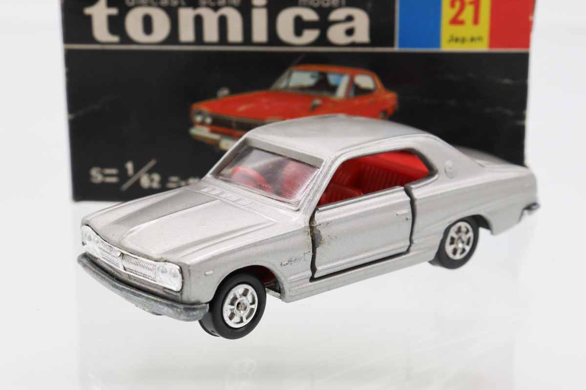 極美品　希少　トミカ 黒箱 21 ニッサンスカイライン 2000GT 極美品 希少 トミカ 黒箱 21 ニッサンスカイライン 2000GT