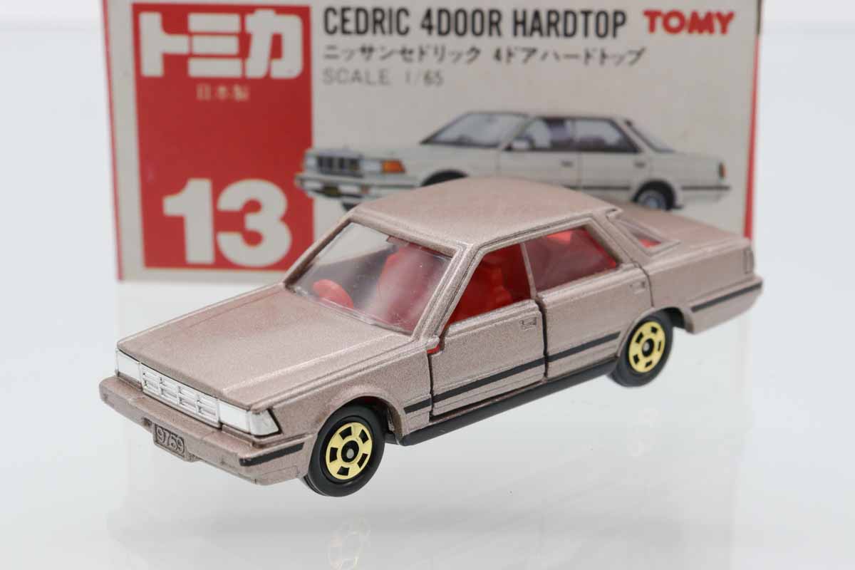 ミニカーショップ ケンボックス トミカ 赤箱(日本製)☆13☆日産